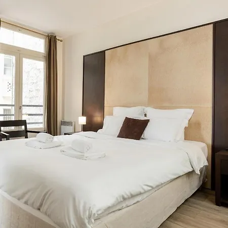 Apartamento Private Parc Monceau Collection