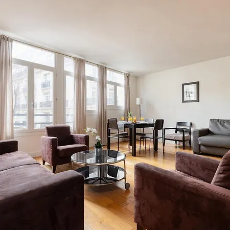 Private Parc Monceau Collection Apartment